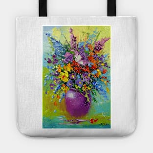 A bouquet of sunny flowers in a vase Tote