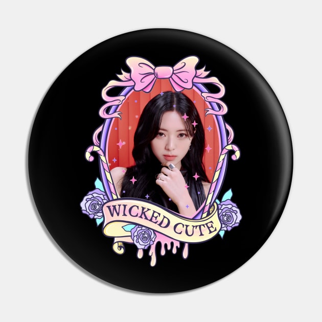 Halloween Wicked Cute Yuna ITZY Pin by wennstore