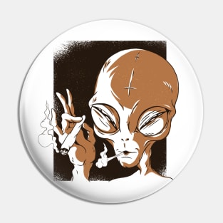 Alien Smoking Pin