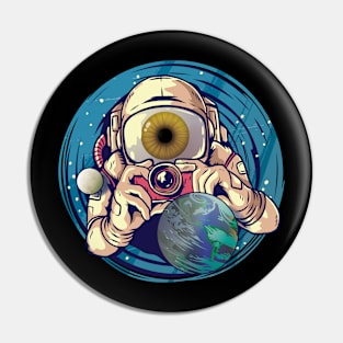 Astronaut Camera - Space Photography Pin