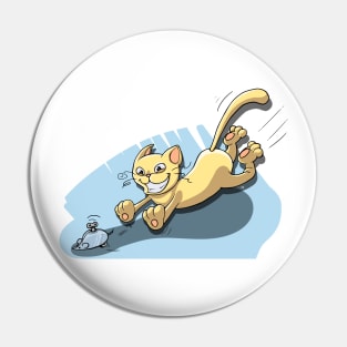 CAT FOLLOWING A MOUSE Funny Kitty Pin