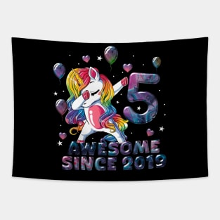 Flossing Unicorn 5 Year Old 5th Birthday Girl Unicorn Party Tapestry