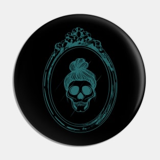 reflection skull Pin