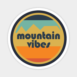 Mountain Vibes Retro Circle Magnet