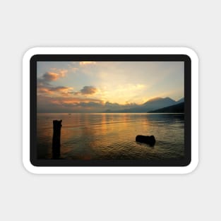 Guatemala - Lago Atitlan Magnet