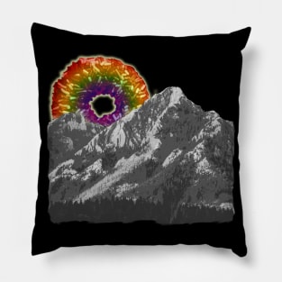 rainbow donut mountain Pillow