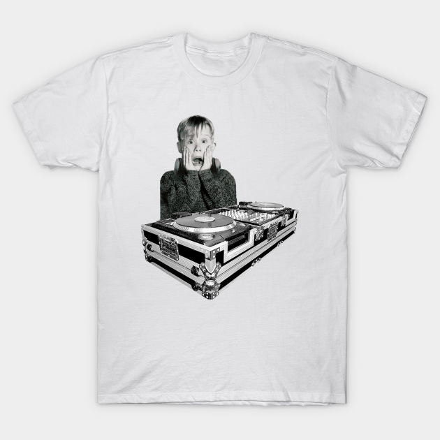 DJ Kevin of Home Alone - Christmas - Home Alone - T-Shirt