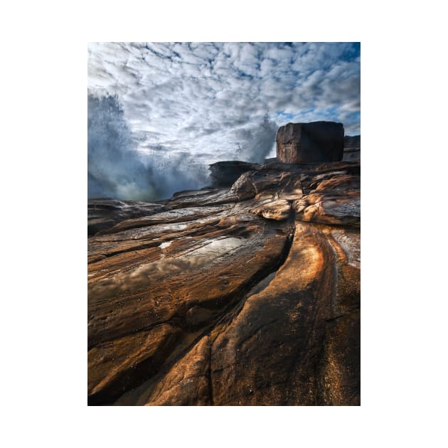 Splash on the rocks along the Bouddi Coastline on NSW Central Coast by Geoff79