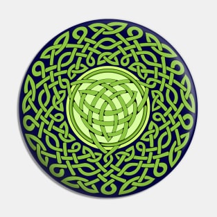 Green Celtic knot pattern Pin