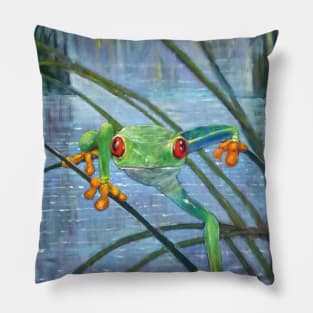 Reed frog Pillow