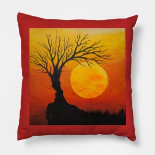 The tree of sorrow Pillow