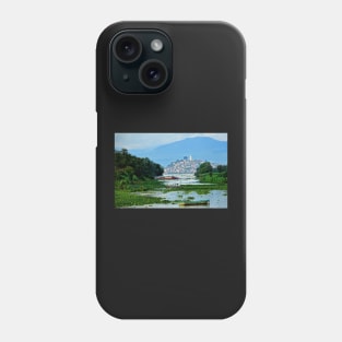 Vue sur l'ile Janitzio de Patzcuaro Phone Case