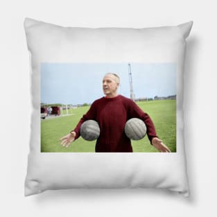 Training with Shankly Pillow