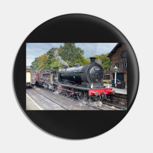 NER P3 Steam Train Pin