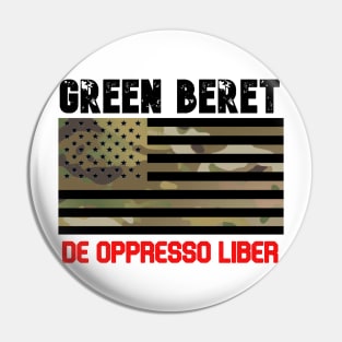 GREEN BERET FLAG USA Pin