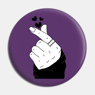 Finger heart k-pop Pin