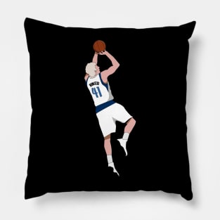 Dirk Nowitzki Pillow