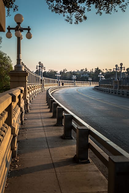 Colorado Street Bridge Kids T-Shirt by thadz