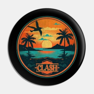 Retro Vibes - Clash Pin