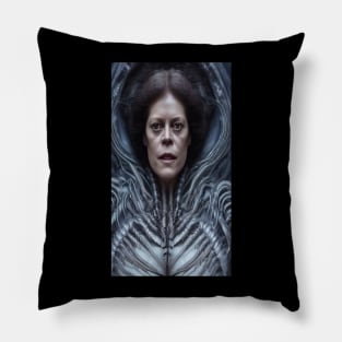 Xenomorph Queen Facehugger Pillow