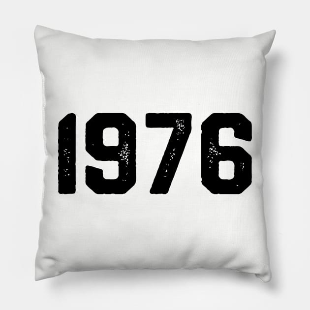 1976 Pillow by spantshirt