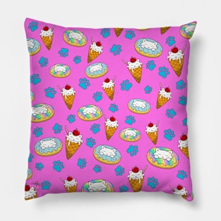 Cute cats and sweets Pattern Pillow