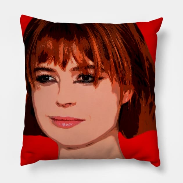 jessie buckley Pillow by oryan80