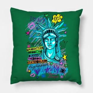 New York city statue liberty Pillow