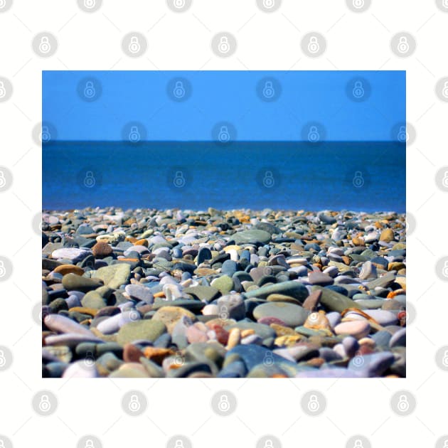 Seaside - Pebbles on the beach by helengarvey