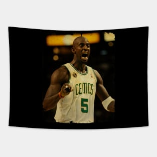 Kevin Garnett - Vintage Design Of Basketball Tapestry