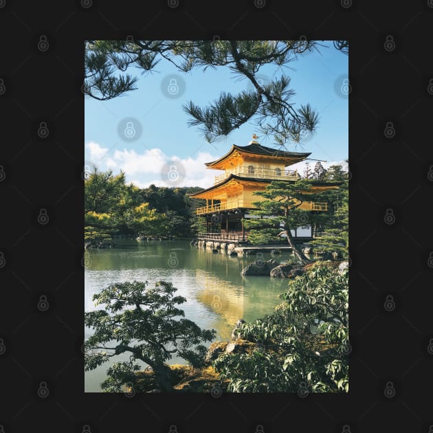 Golden Kyoto Temple by visualspectrum