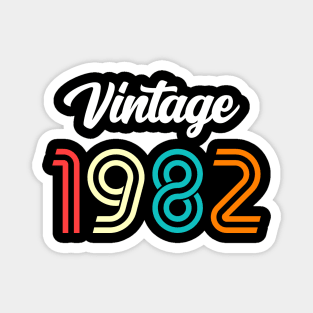 Vintage 1982 Magnet