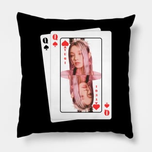 Playing Card Yuqi Queencard (G)I-dle Pillow