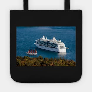 Schooner & Cruise Ship Tote