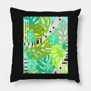 Green quiet jungle Pillow