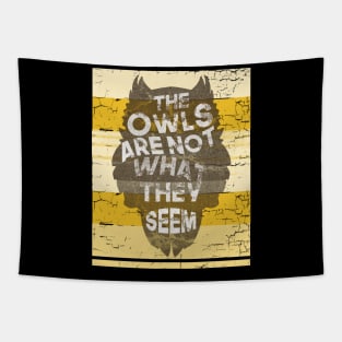 Funny Owl Retro Tapestry