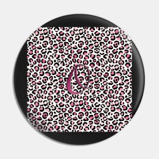 Letter O Monogram & Pink Leopard Print Pin