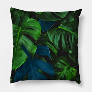 Green leafed design Pillow