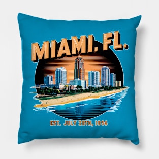 Miami, Florida. Souvenir Vintage Nostalgic Cityscape tee Pillow