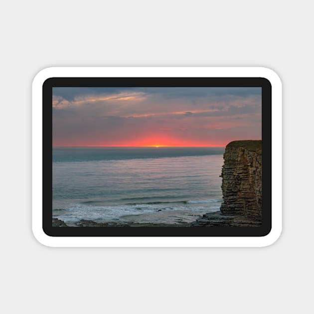 Sunset from Nash Point, Glamorgan Heritage Coast, Wales Magnet by dasantillo