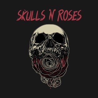 Skulls 'n' Roses Spooky Halloween Design T-Shirt