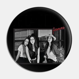 Alana Haim Pin