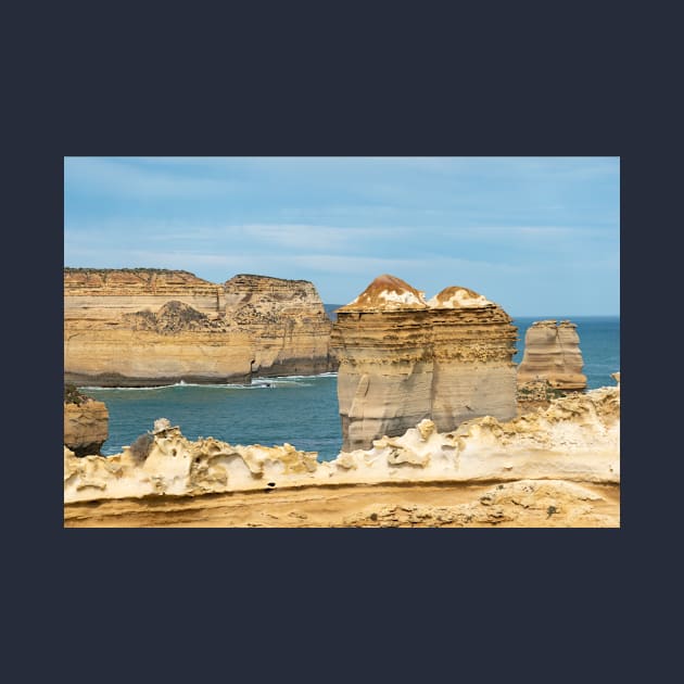 Limestone rocky outcrops at Loch Ard Gorge, Australia. by sma1050