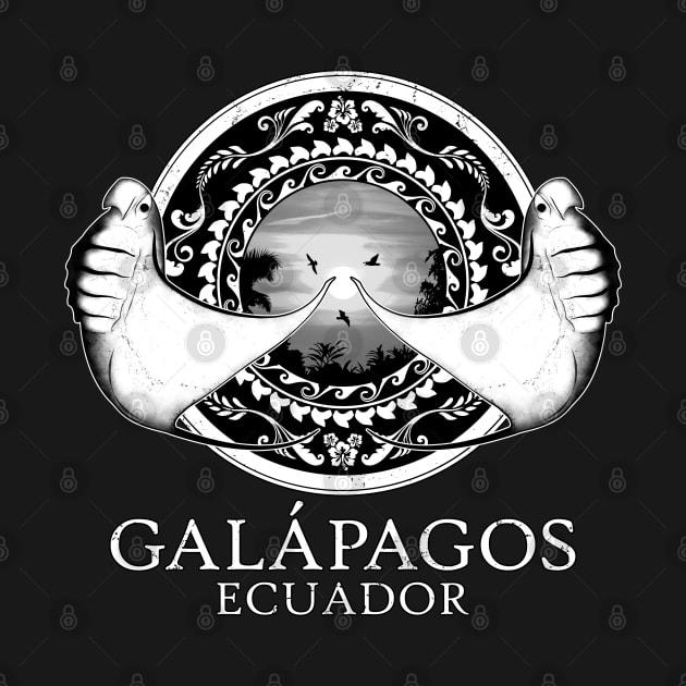 Manta Rays Ecuador Galápagos by NicGrayTees