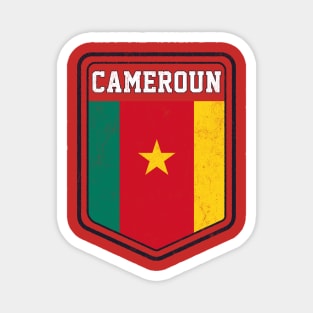 Cameroun // Vintage Look Flag Design Magnet