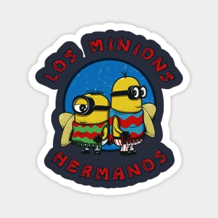 Los Minions Hermanos Magnet