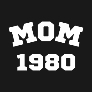 1980 mom T-Shirt