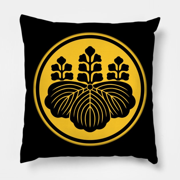 Toyotomi Clan Kamon Pillow by Takeda_Art