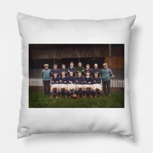 Dundee Pillow