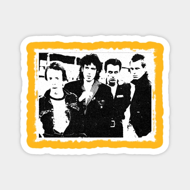 the clash Magnet by Apri